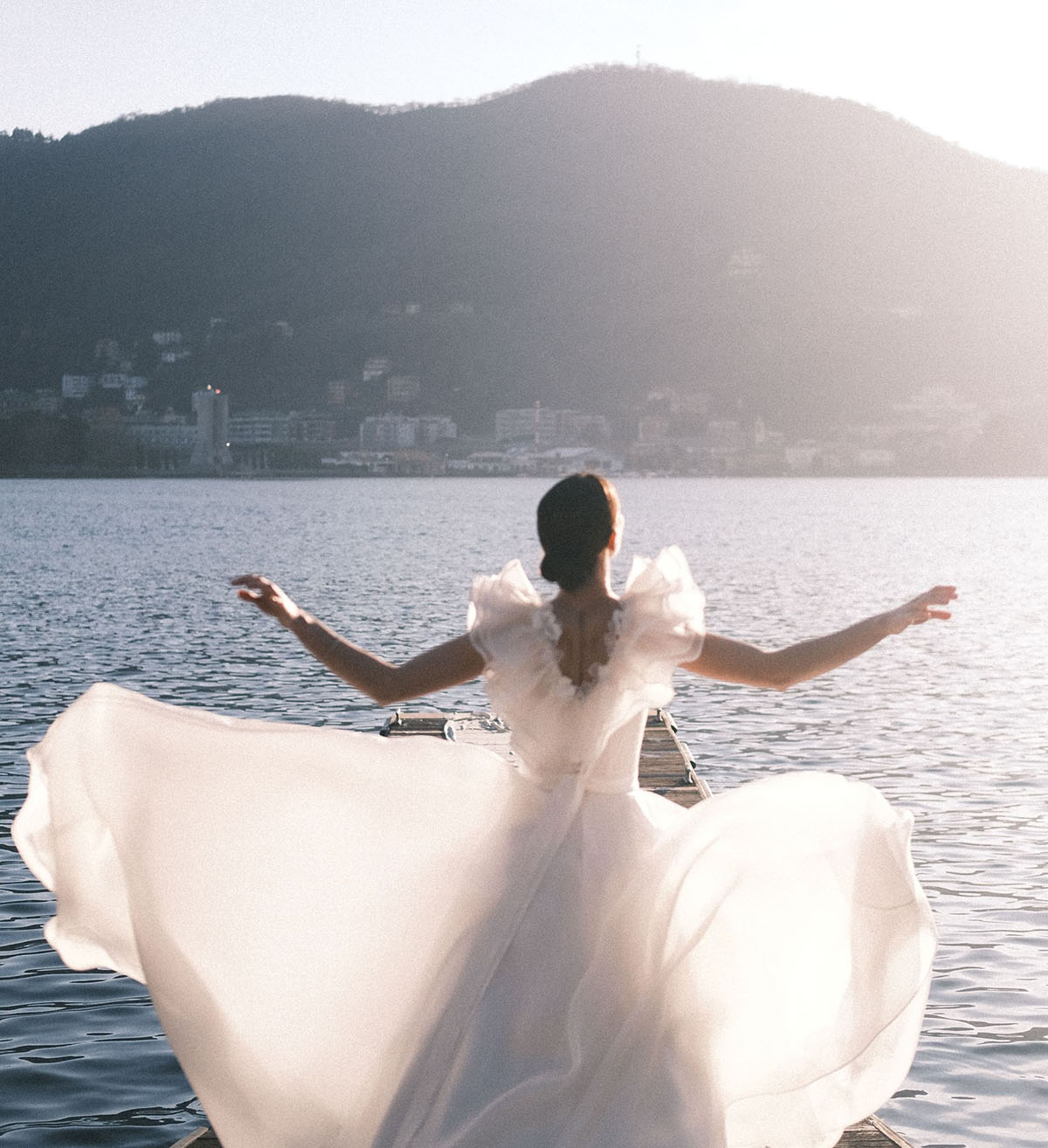Lake Como bride at sunset